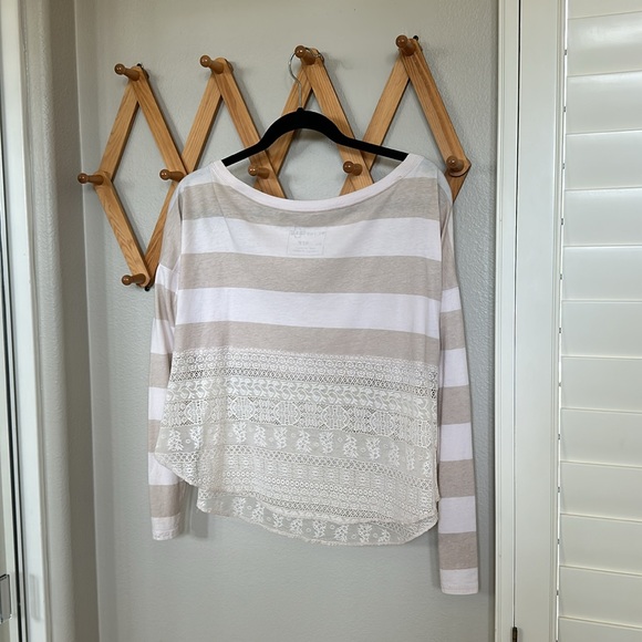 Free People long sleeve - Picture 2 of 3